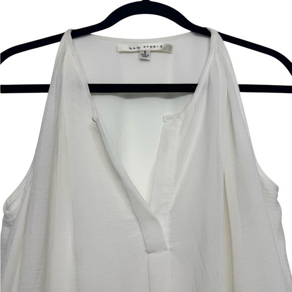 Max Studio White Sleeveless V-Neck Blouse Womens Small Minimalist Chic Workwear - Picture 2 of 7
